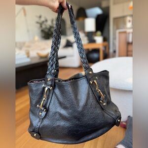 Gucci guccissima large Pelham Black  Shoulder Bag tote purse gold hardware